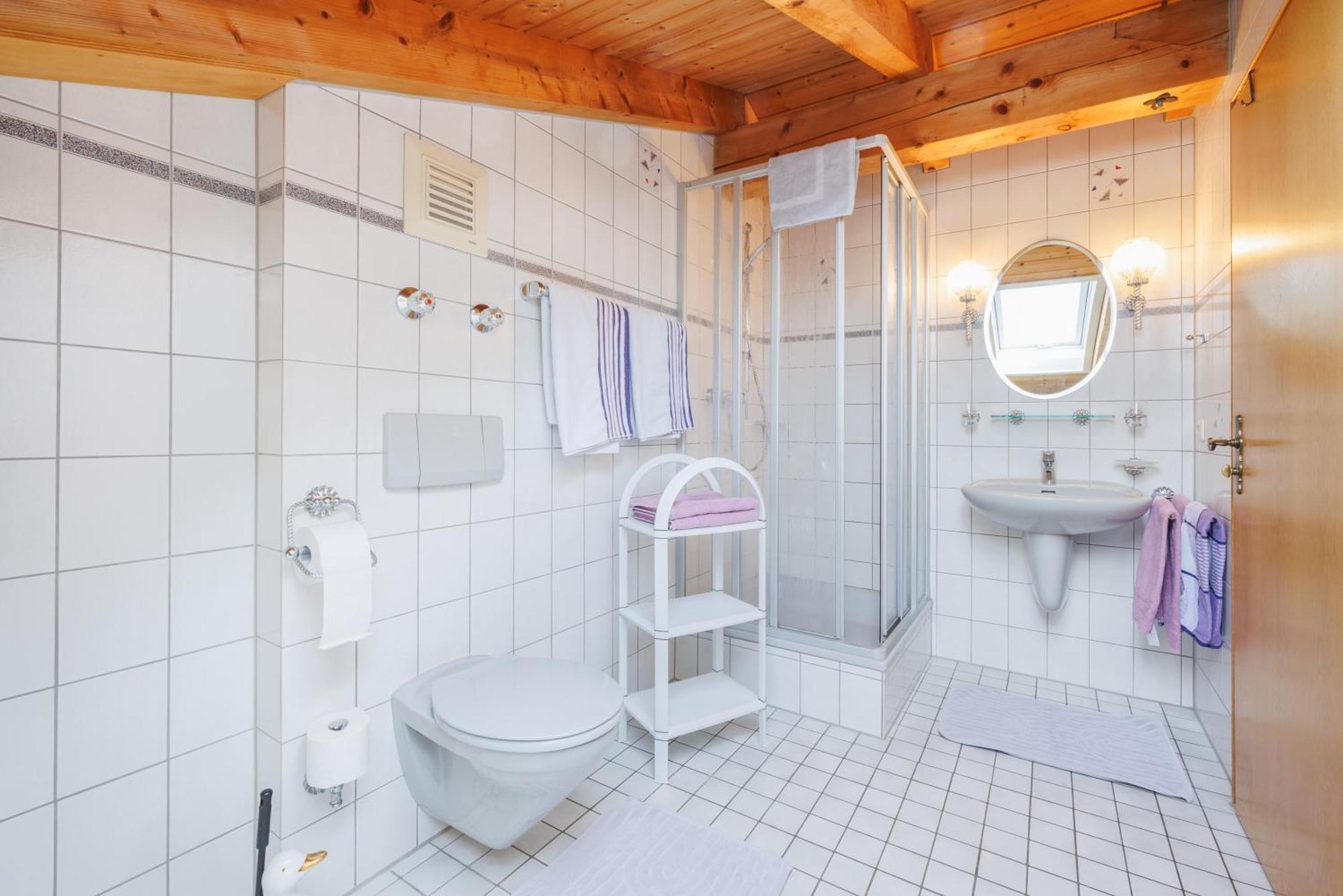 Ferienwohnung Kloepping Inkl. Chiemgaukarte โรพอลดิง ภายนอก รูปภาพ
