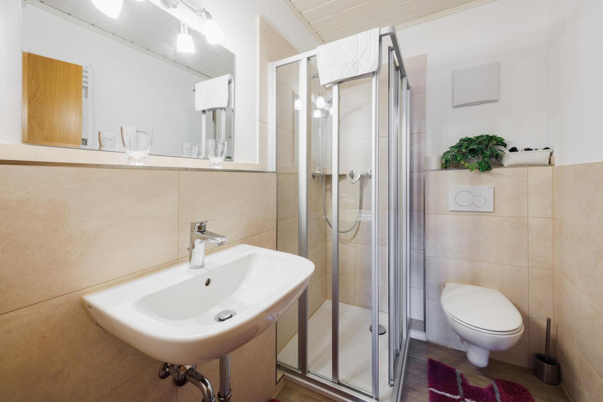 Ferienwohnung Kloepping Inkl. Chiemgaukarte โรพอลดิง ภายนอก รูปภาพ