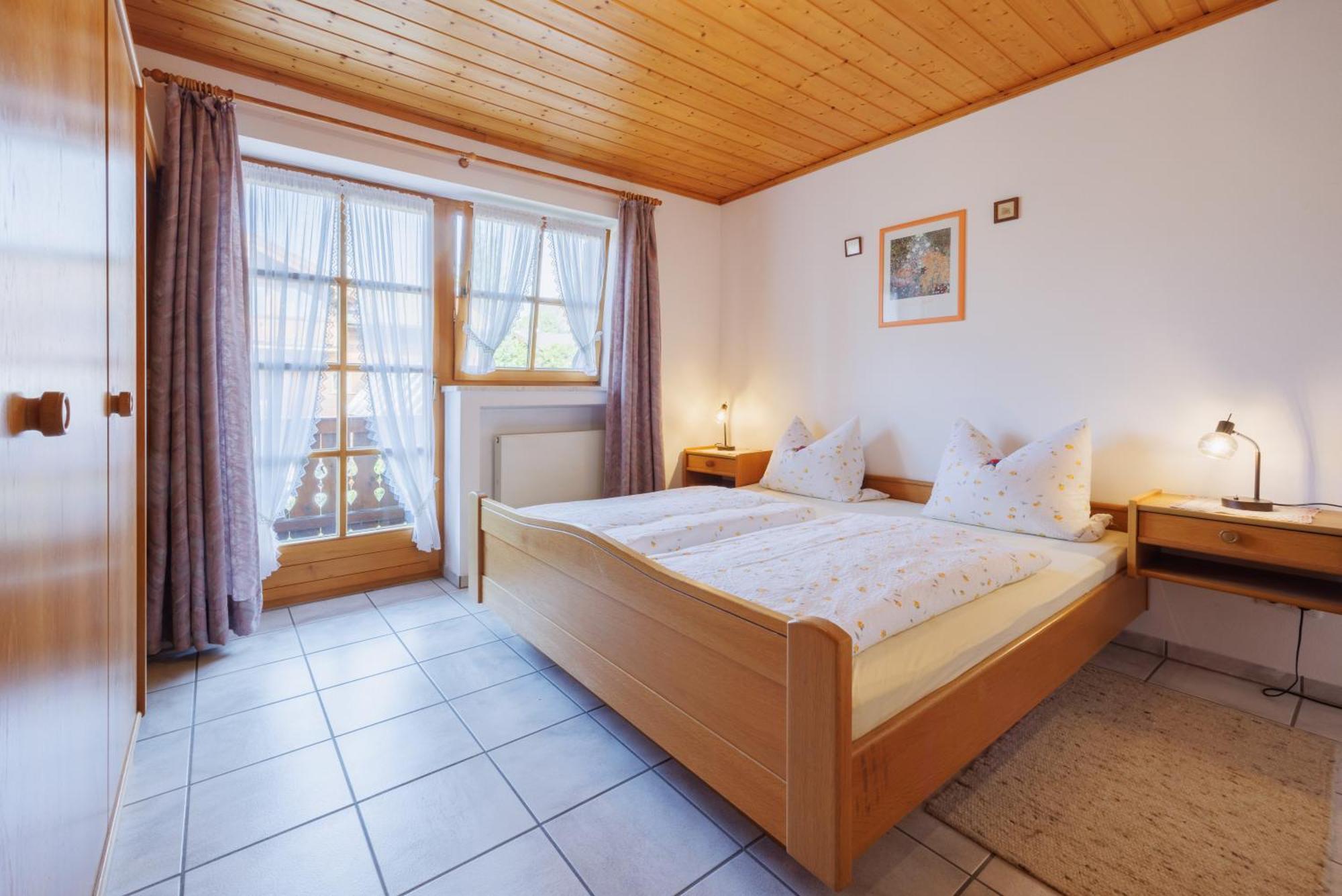 Ferienwohnung Kloepping Inkl. Chiemgaukarte โรพอลดิง ภายนอก รูปภาพ